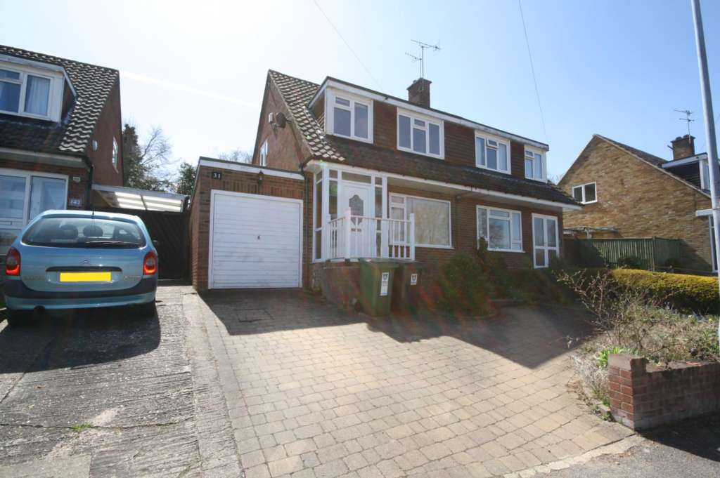 3 Bedroom Semi-Detached, Hillside Gardens, Berkhamsted
