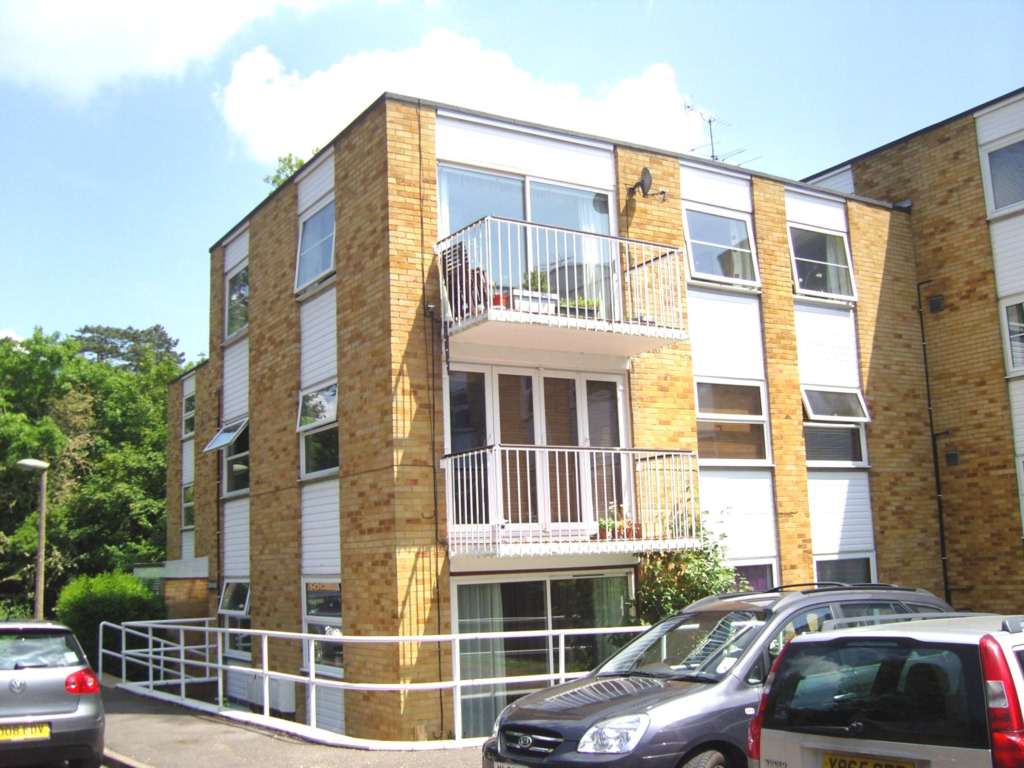 2 Bedroom Flat, Cedar House, Ancastle Green