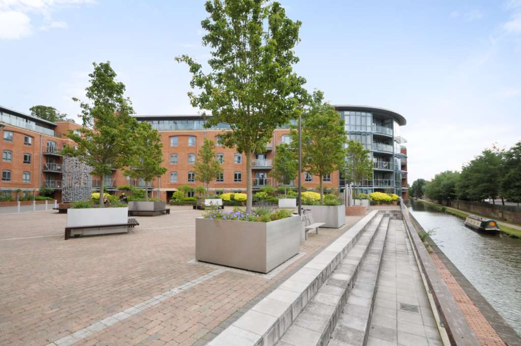 2 Bedroom Flat, Foundry House, Waterfront
