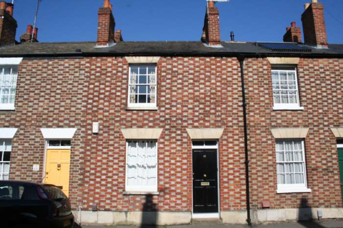 2 Bedroom Terrace, Observatory Street, Oxford