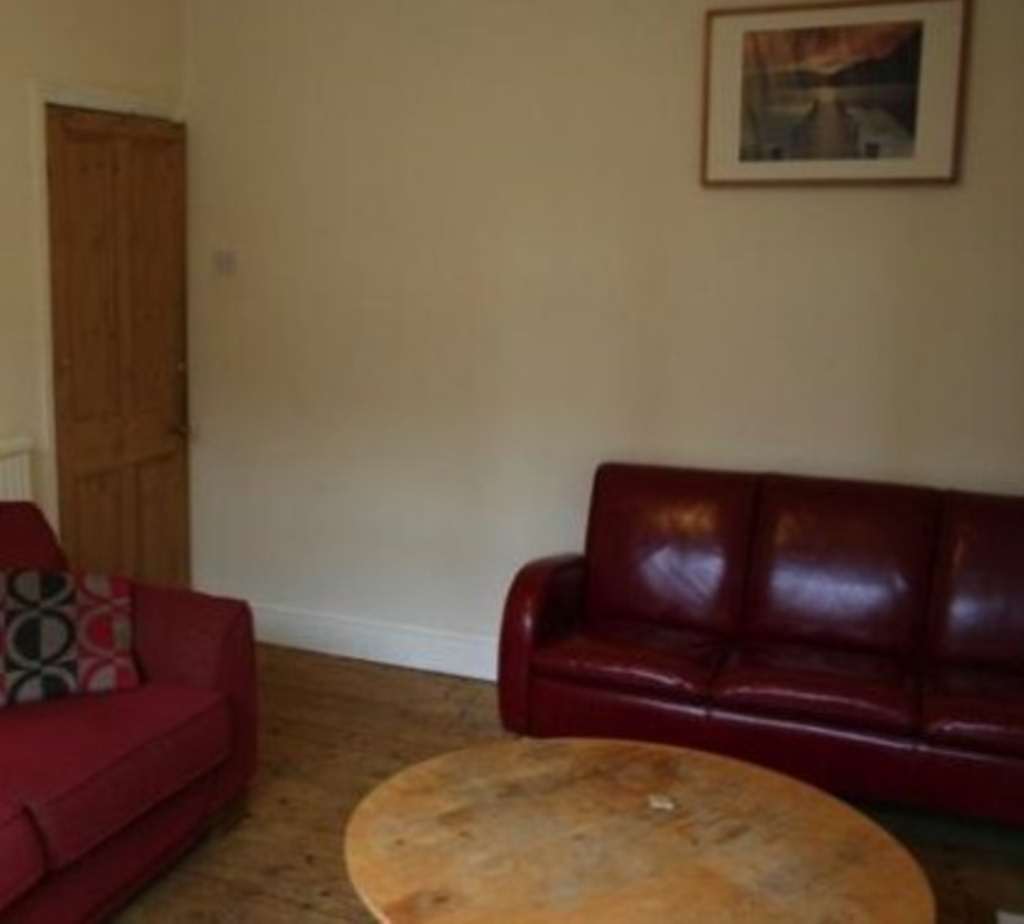 JP Hay Lettings - 4 Bedroom Terrace, Edenhall Avenue, Fallowfield
