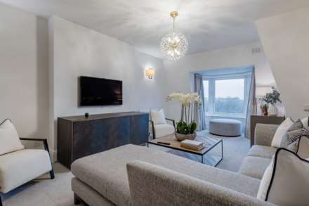 4 bed flat to rent in London NW8