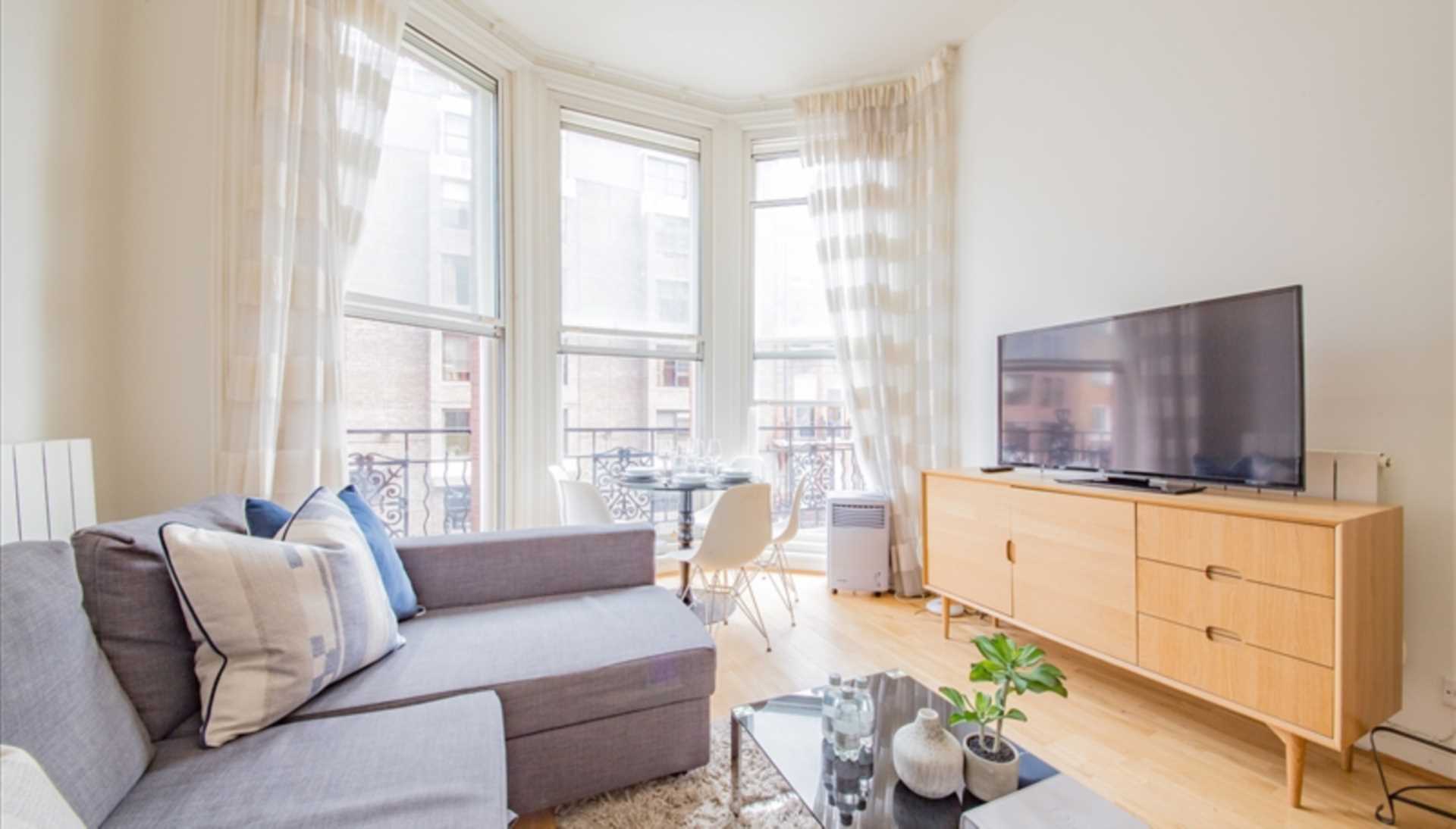 2 bed flat to rent | Nottingham Place, London W1U Picure-1