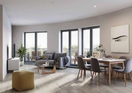 2 bed flat for sale in London N3