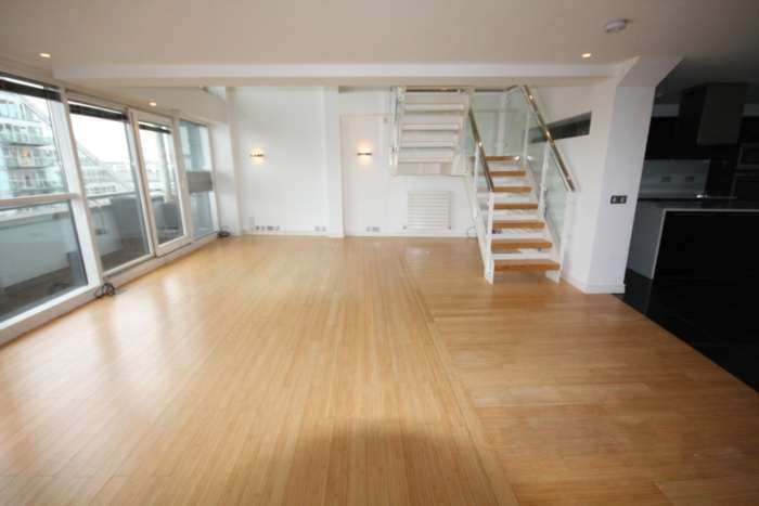 3 Bedroom Apartment, Century Buildings, St Mary`s Parsonage, Manchester