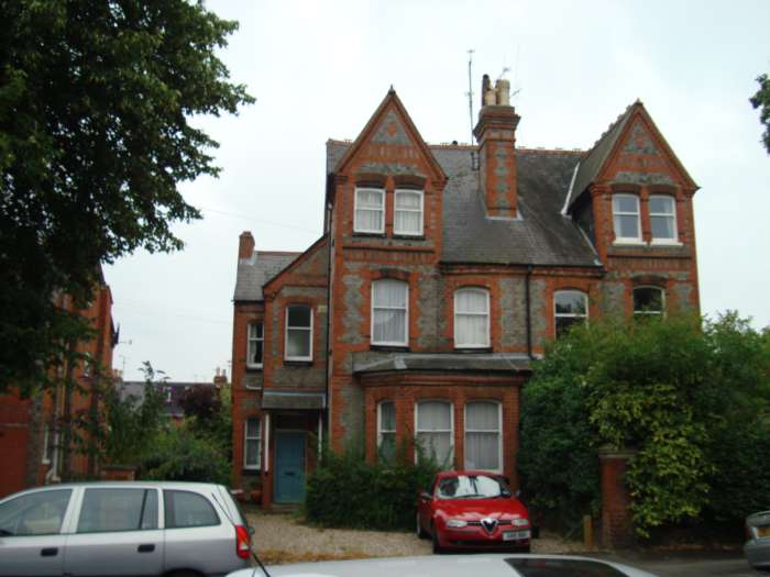 1 Bedroom Room, Alexandra Road, Reading