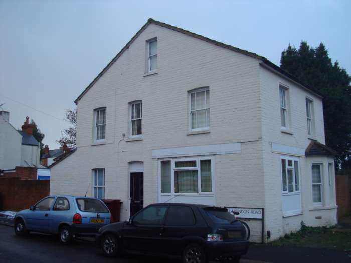 Studentville - 7 Bedroom Semi-Detached, St. Peters  Road, Reading