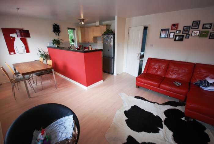 Shepherd Gilmour Properties - 2 Bedroom Apartment, Higher Blackley