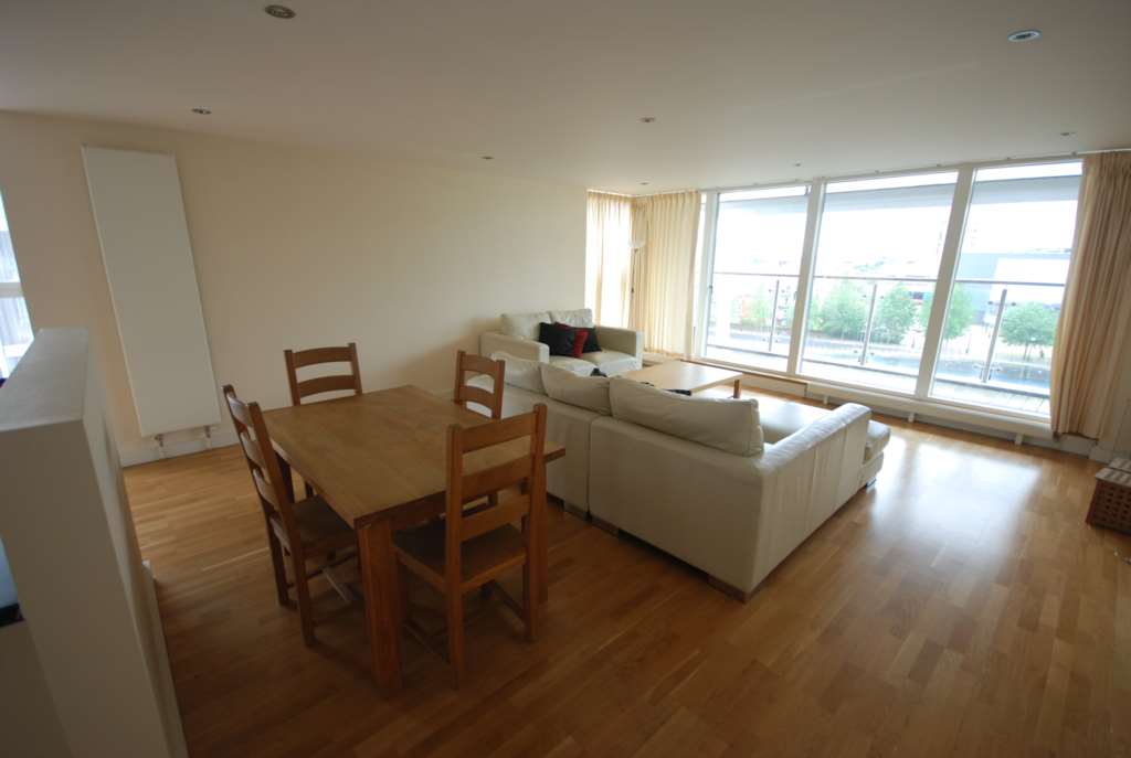 2 Bedroom Apartment, Salford Quays
