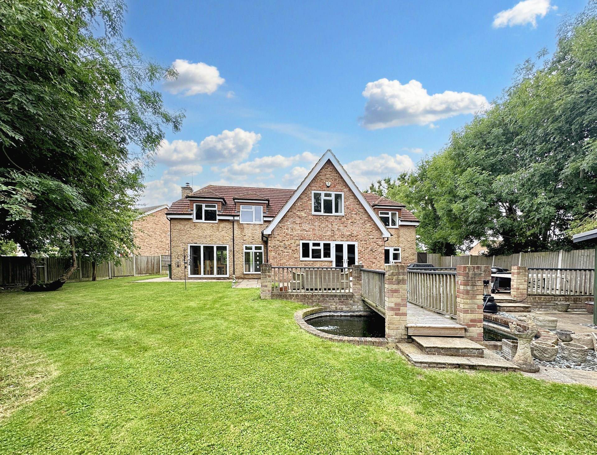 5 Bedroom Detached, Hallam Court, Billericay