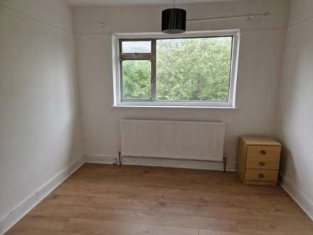 The Ridgeway, Acton, Image 4
