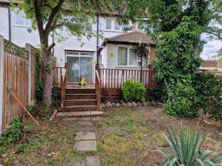 The Ridgeway, Acton, Image 7