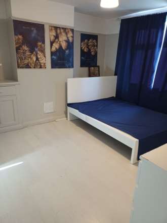 Lily Gardens, Alperton, Image 7