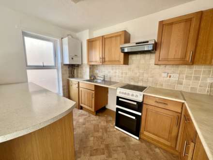 Harfield Court, Bognor Regis, Image 3
