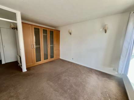 Harfield Court, Bognor Regis, Image 7
