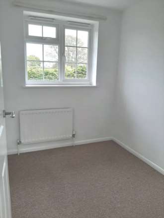 Haywards Close, Felpham, Image 9