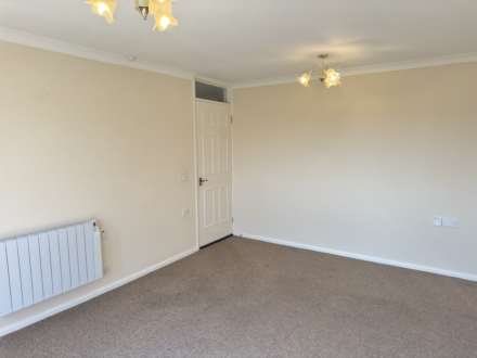 Kingfisher Court, Bognor Regis, Image 5