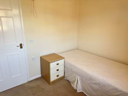 Kingfisher Court, Bognor Regis, Image 6