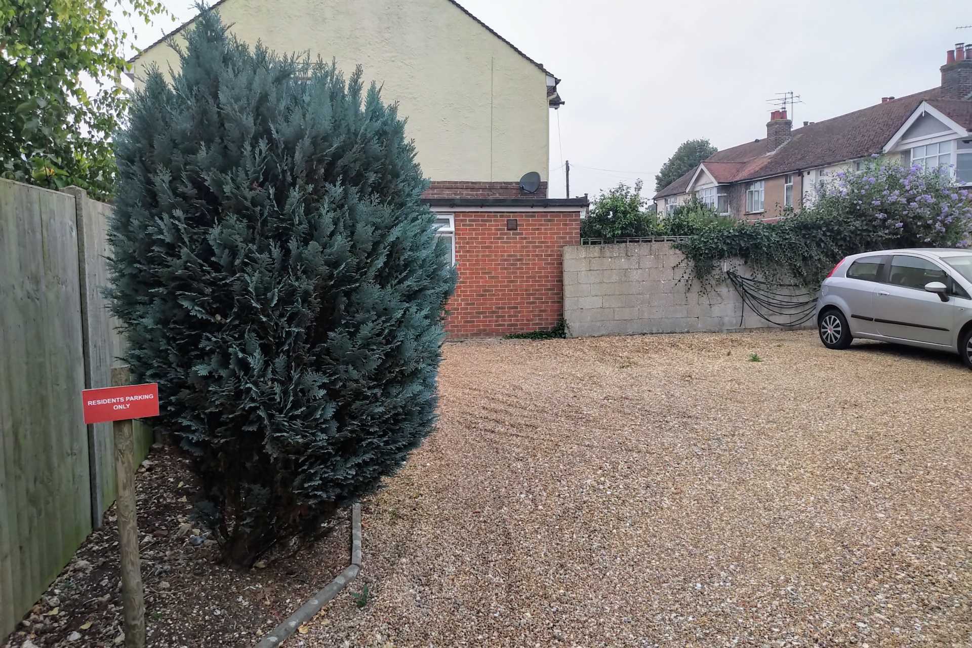 Lyndhurst Road, Chichester, Image 6