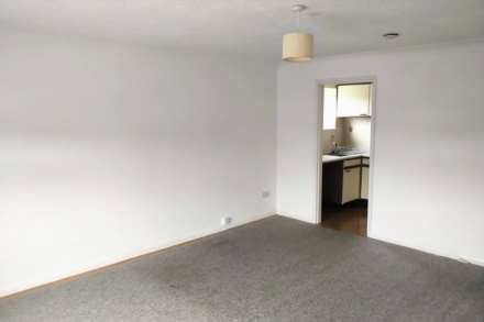 Lyndhurst Road, Chichester, Image 3