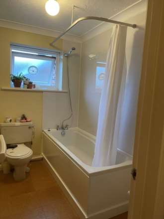 Lyndhurst Road, Chichester, Image 5