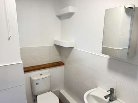 Manor Flats, Felpham, Image 10