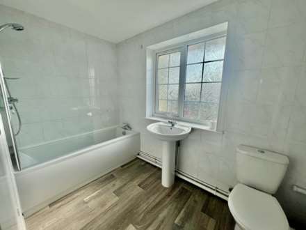 Manor Park, Bognor Regis, Image 10