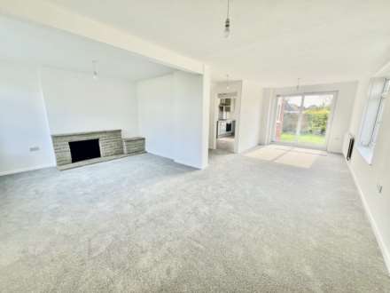 Manor Park, Bognor Regis, Image 2