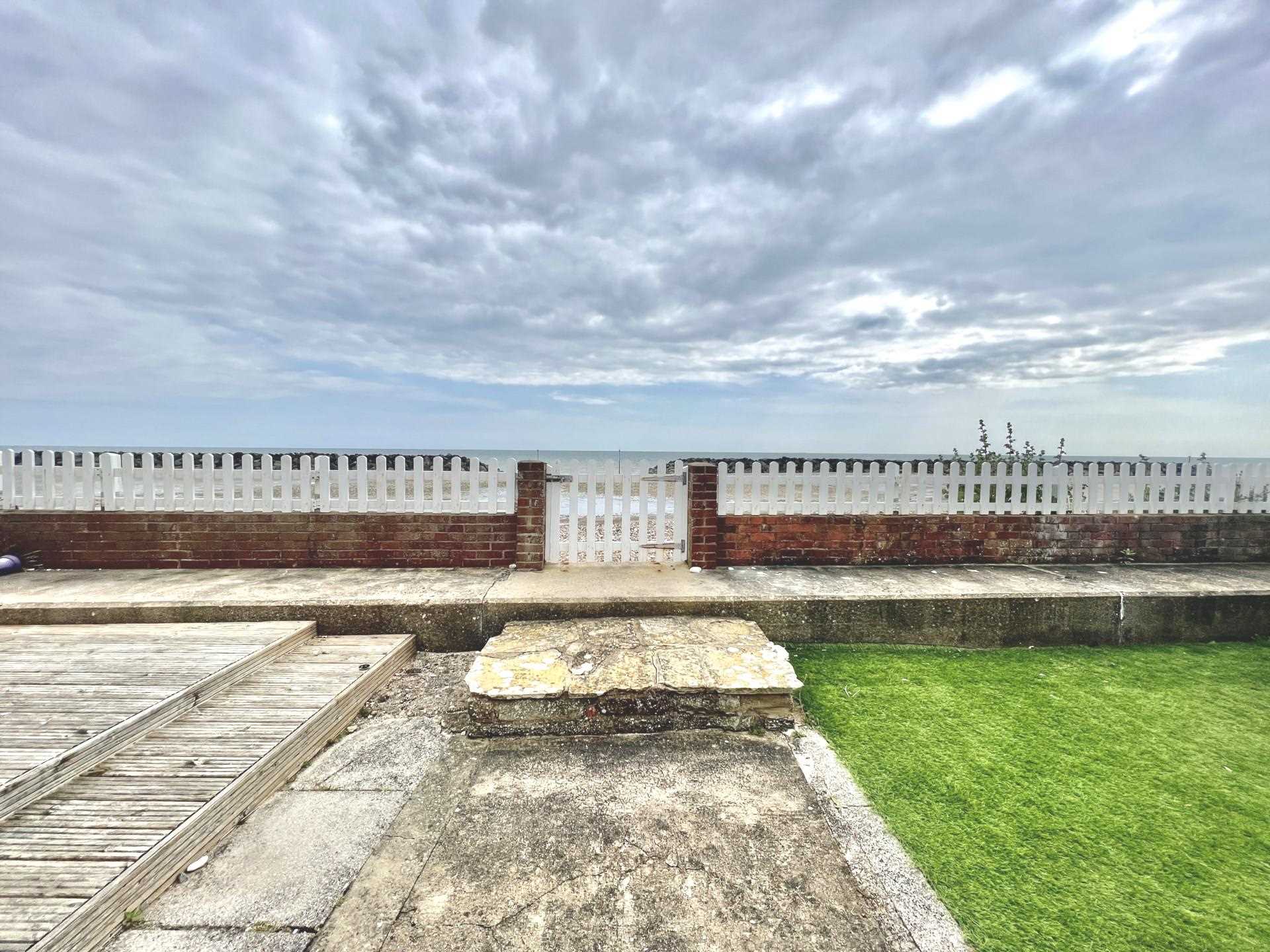 Manor Way, Elmer, Image 19