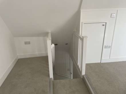 Priory Gate, Chichester, Image 18