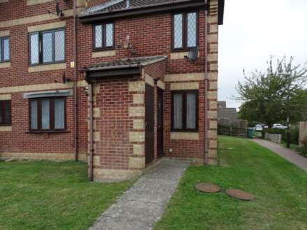 Satinwood Close, Middleton-On-Sea, Image 1