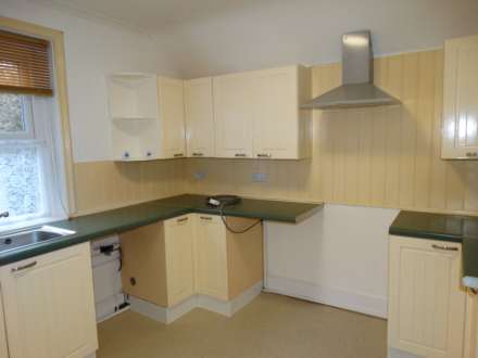 Wendlo Cottages, Bognor Regis, Image 3