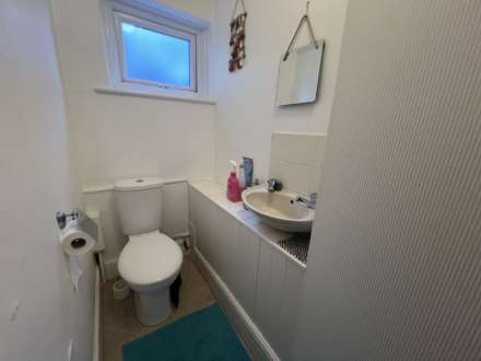 Wendlo Cottages, Bognor Regis, Image 7