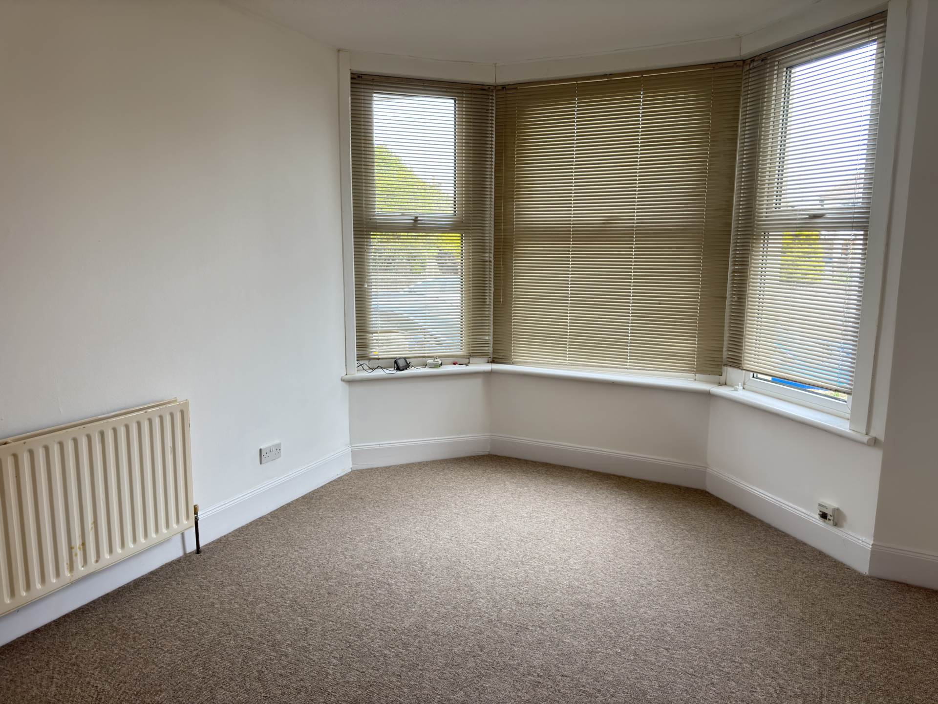 Bassett Road, Bognor Regis, Image 4