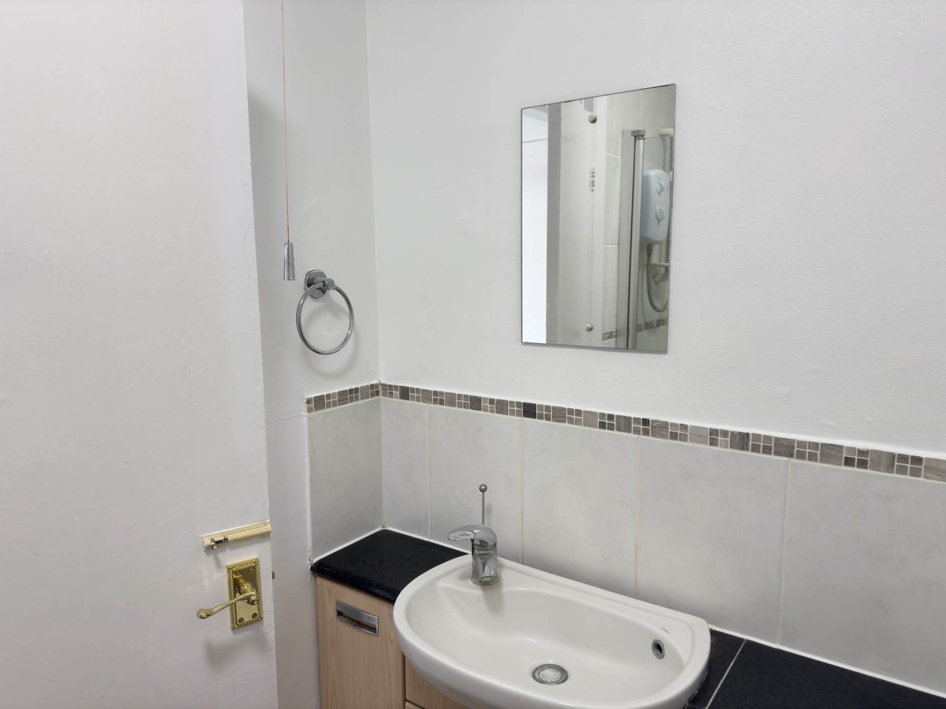 Bassett Road, Bognor Regis, Image 6