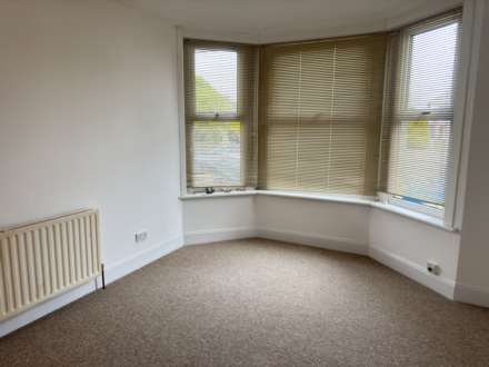 Bassett Road, Bognor Regis, Image 4