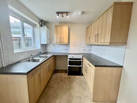 Chatsworth Road, Chichester, Image 3