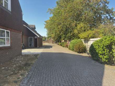 Church Road, Chichester, Image 12