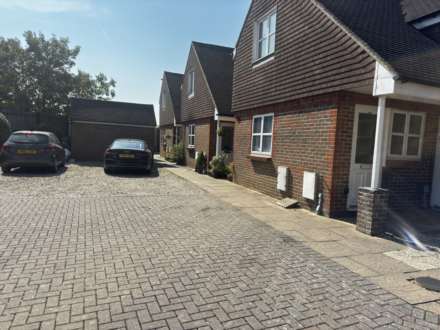 Church Road, Chichester, Image 3