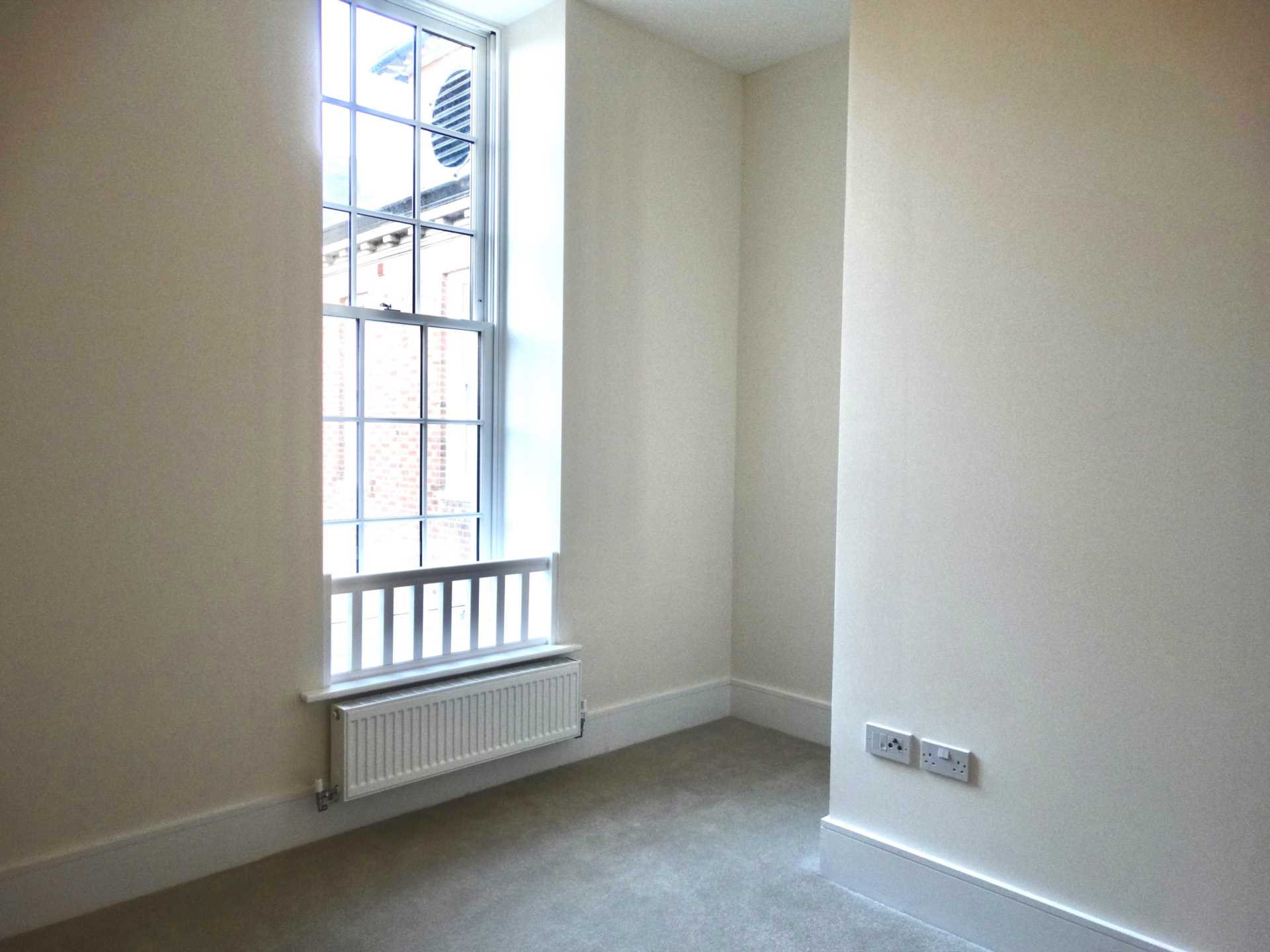 Longley Road, Chichester, Image 6