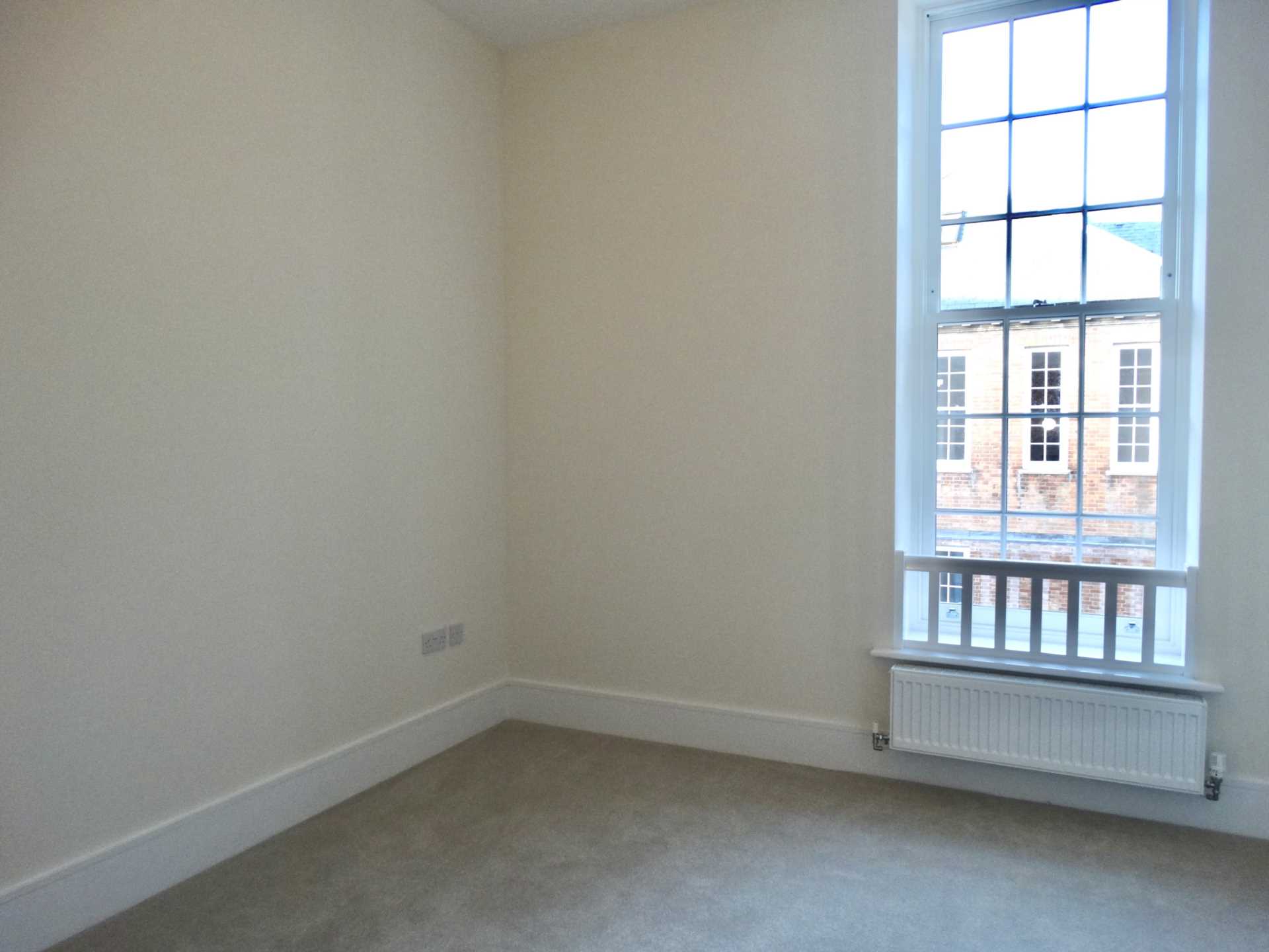 Longley Road, Chichester, Image 7
