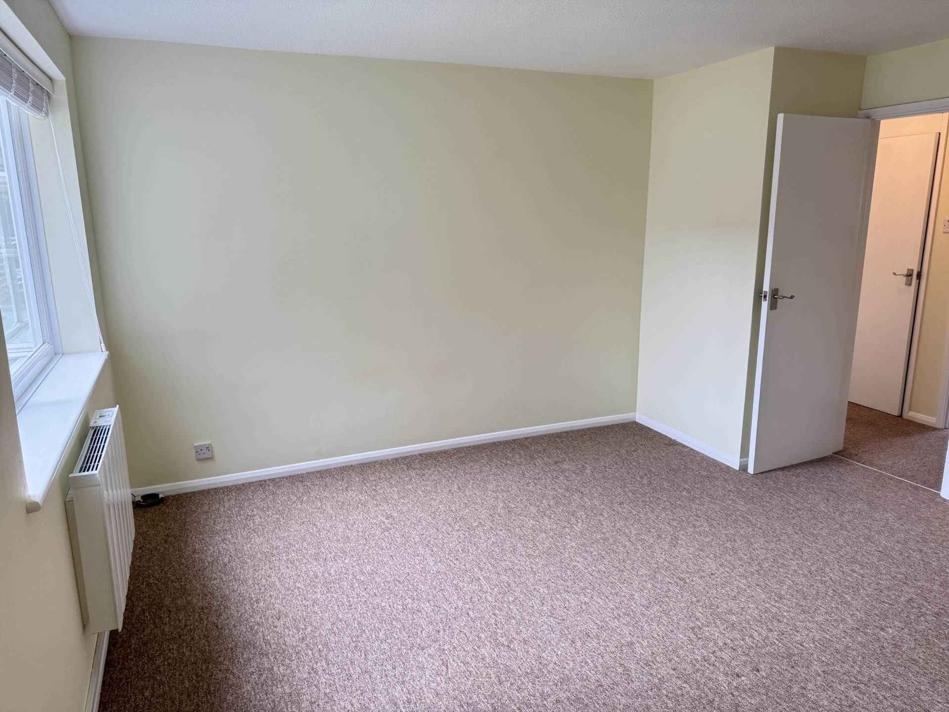 St Peters Crescent, Selsey, Image 6