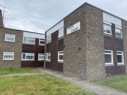 St Peters Crescent, Selsey