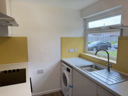 St Peters Crescent, Selsey, Image 2