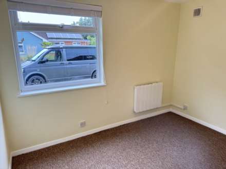 St Peters Crescent, Selsey, Image 8