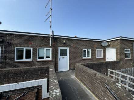 Felpham Road, Felpham