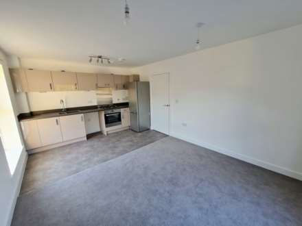 Kiln Drive, Hambrook, Image 2