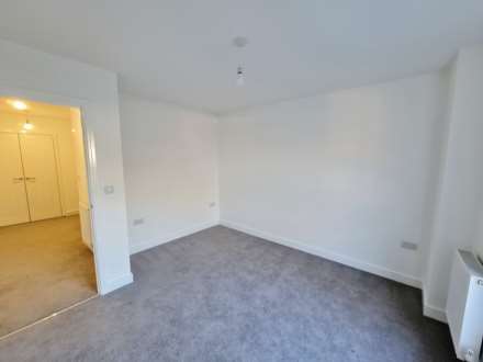 Kiln Drive, Hambrook, Image 6