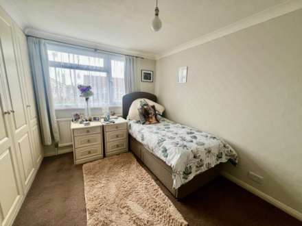Bursledon Close, Felpham, Image 11