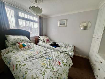 Bursledon Close, Felpham, Image 9